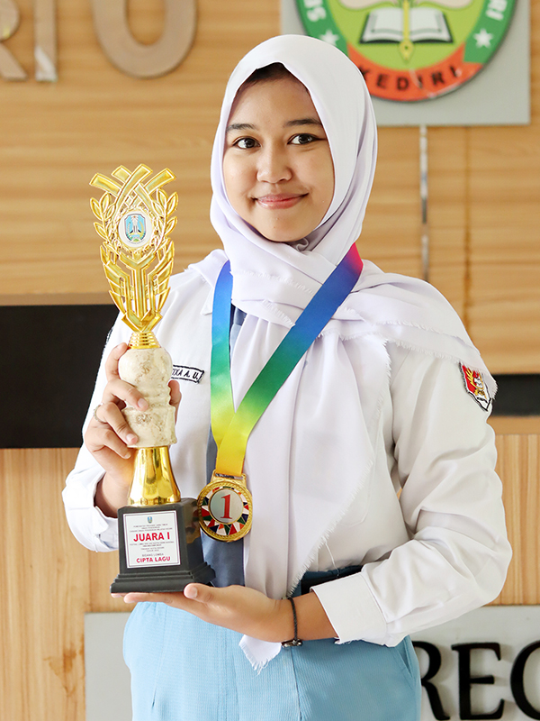 CHANTIXA ANGGRAHENY UTOMO